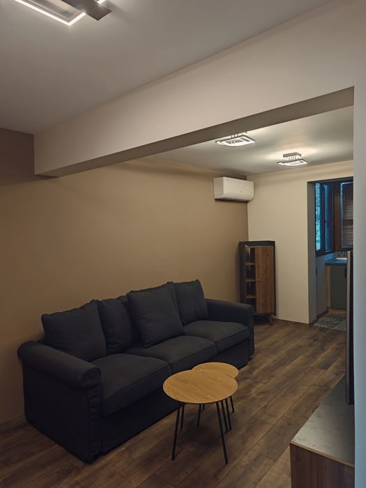 Дава се под наем Тристаен апартамент в Силистра, Център - 80 кв.м за 408 € - Снимка #4