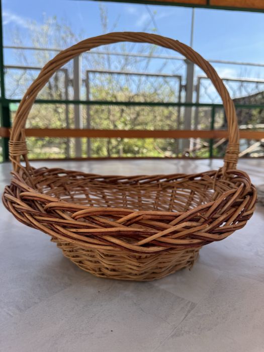 Корзинки плетеные