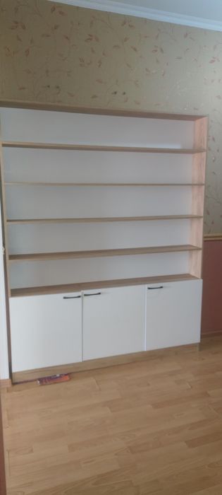 Продам шкаф для любого место
