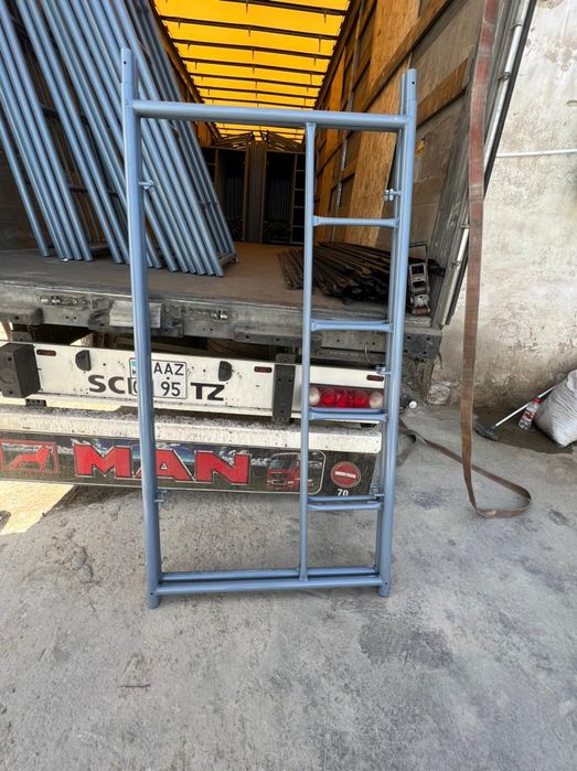 Леса строительный