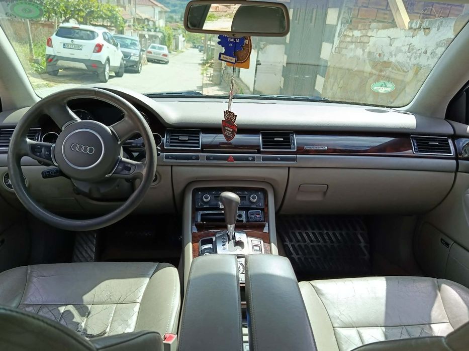 Audi a8 4.2 бензин