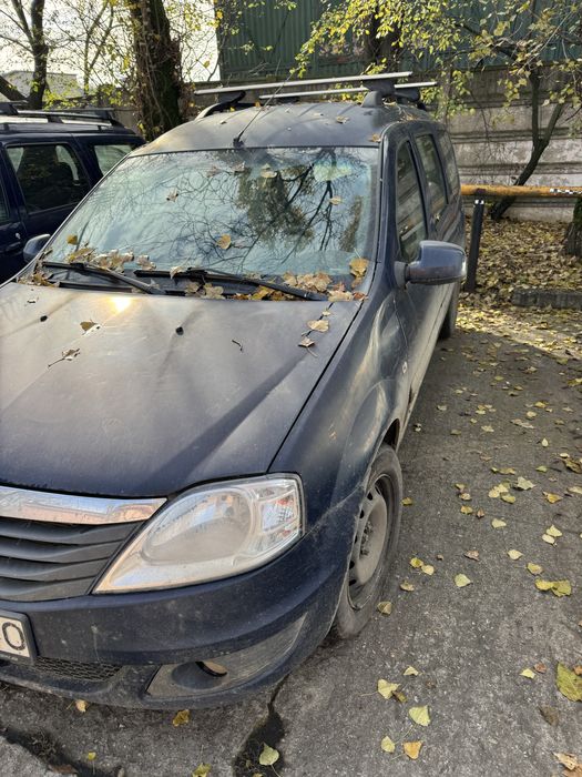 Logan MCV 2011 pret mic varianta cu 5 locuri