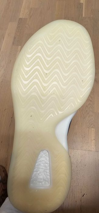 Adidas Yeezy QNTM Frozen Blue - НОВИ, светят в тъмното, номер 47 1/3