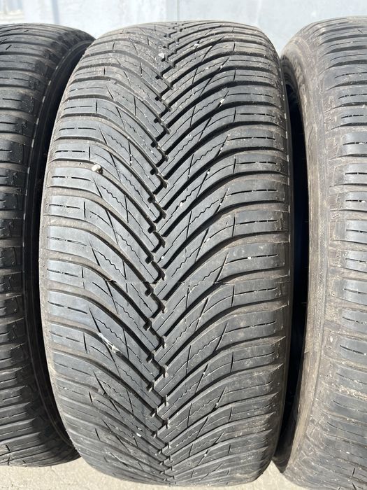 4 бр. всесезонни гуми 225/50/18 Maxxis DOT 2522 5,5-6 mm