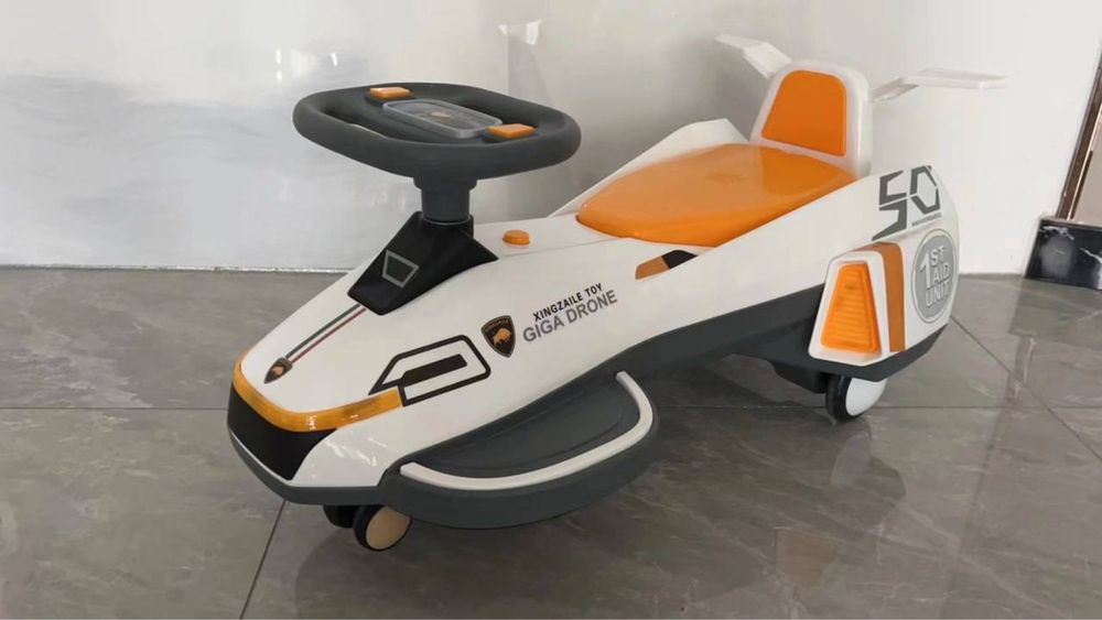 Детская электронная машинка