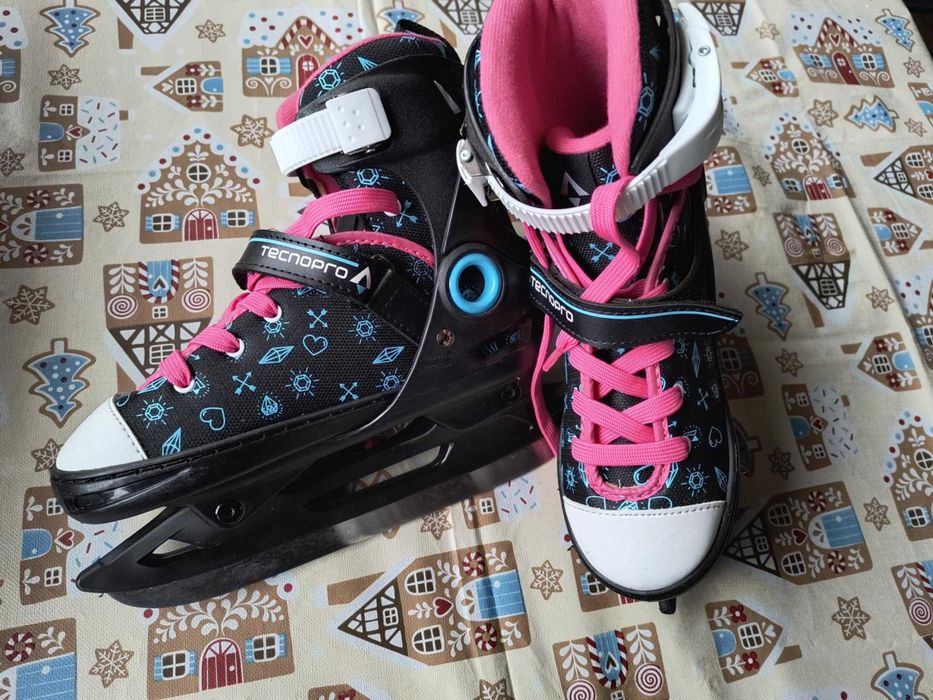 Patine, 3 perechi, în stare impecabilă