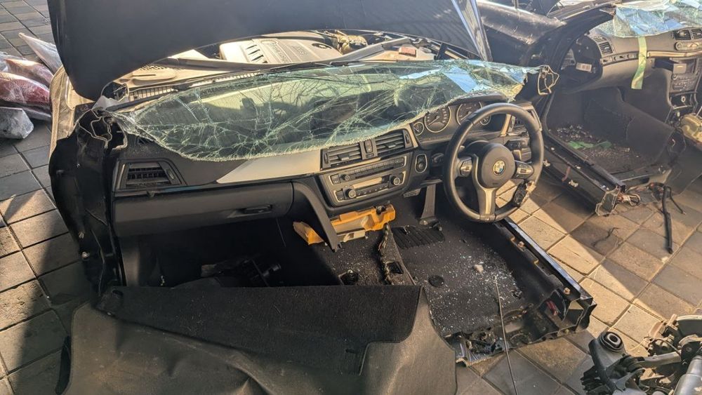 Bmw f30 разбор  бмв ф30