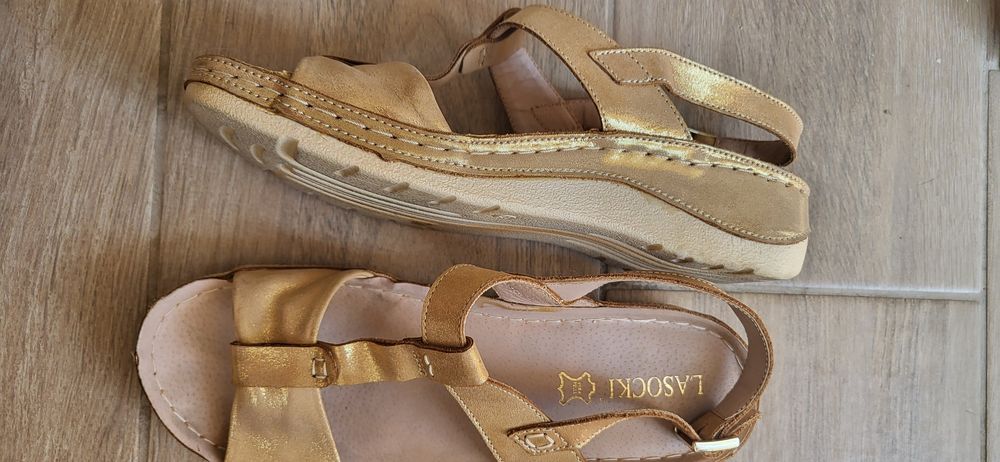 Сандали естествена кожа 39 , без забележки и Crocs 39