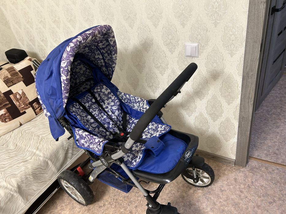 Продам коляску ,