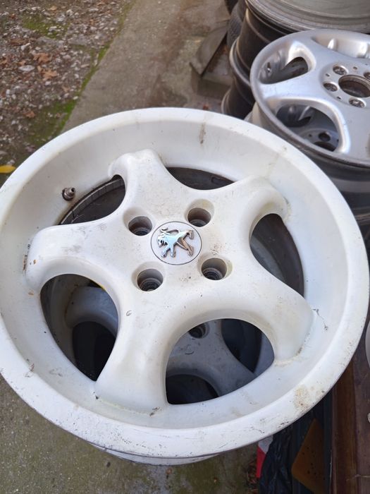 Железни и алуминиеви джанти 16'