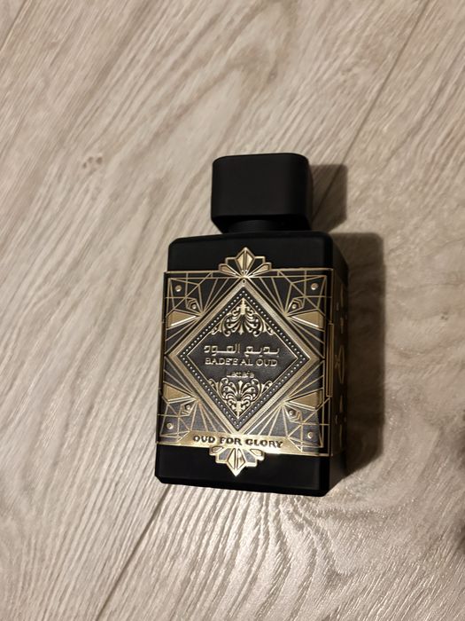 Apa de parfum LATTAFA Perfumes Bade'e al Oud for Glory, Unisex, 100ml