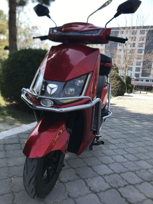 Yadea t5 modeli.