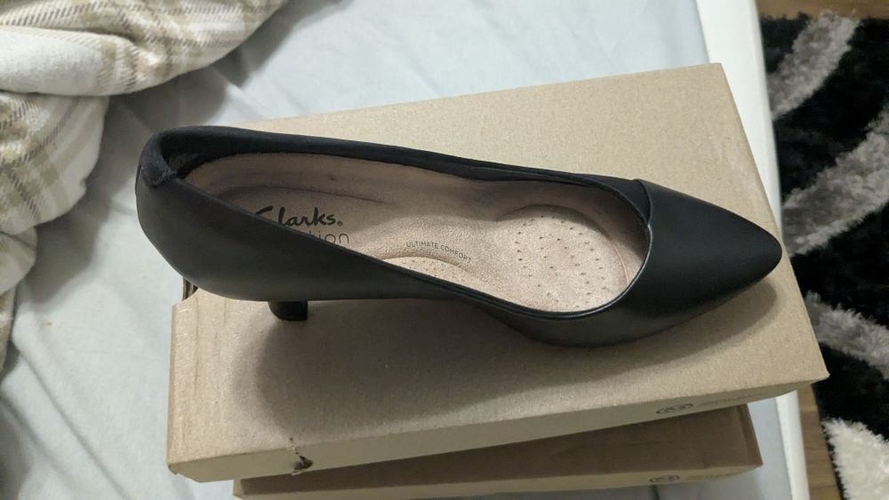 Дамски пролетно есенни обувки 37 номер