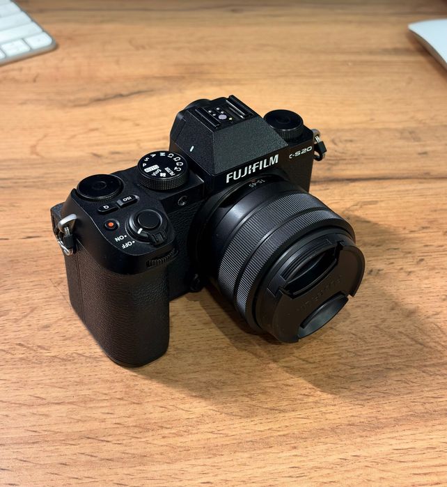 Fujifilm X-S20 kit XC 15-45mm