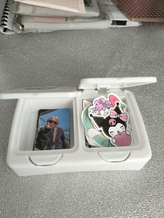 К-поп товары, биндеры