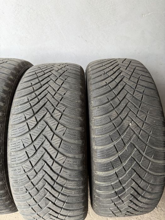 Зимни гуми Hankook 205/55/16 DOT 22