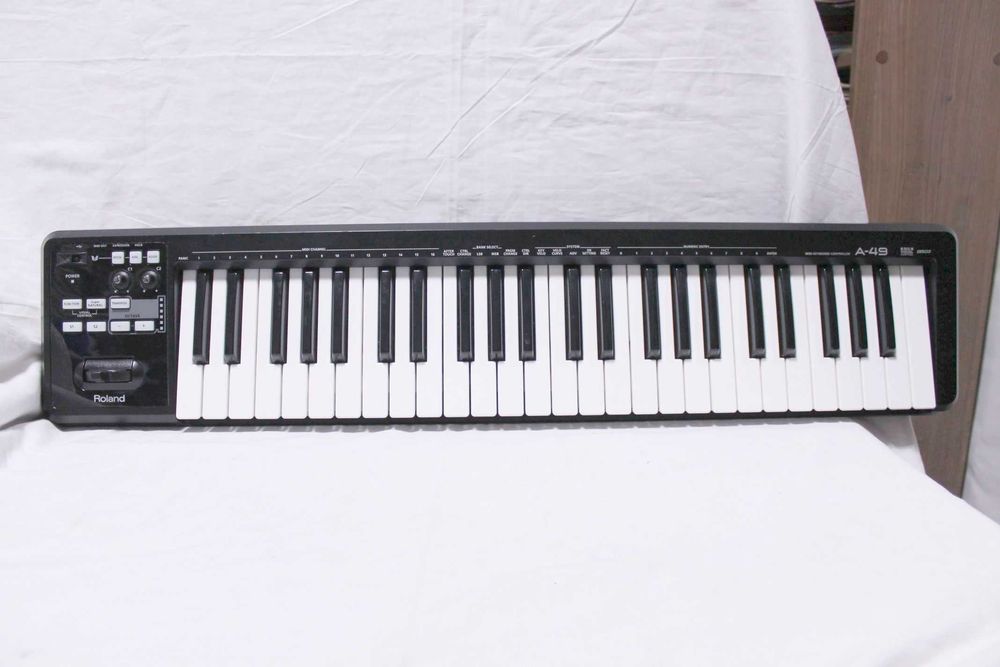 Claviatura midi USB Roland A-49 4 octave 49 clape