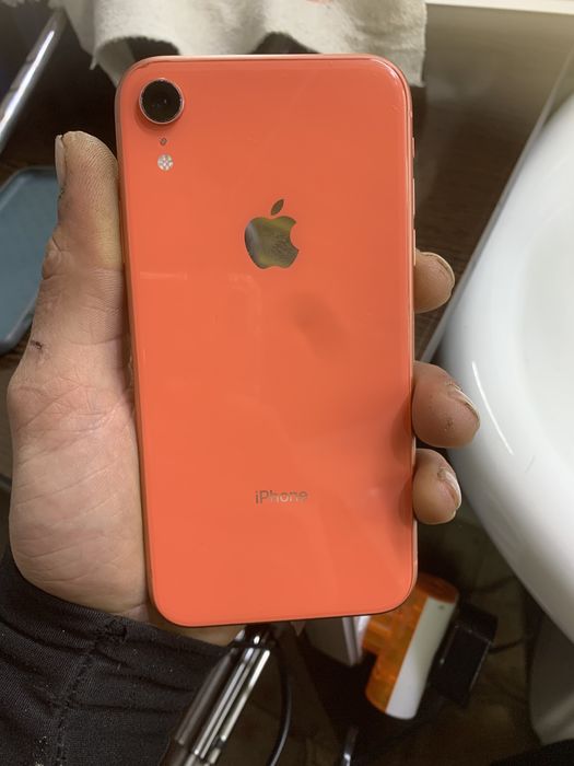Iphone XR idialni xolati
