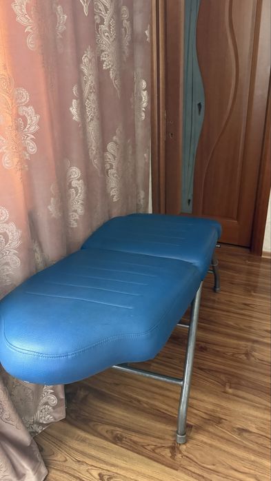 Кушетка косметологическая