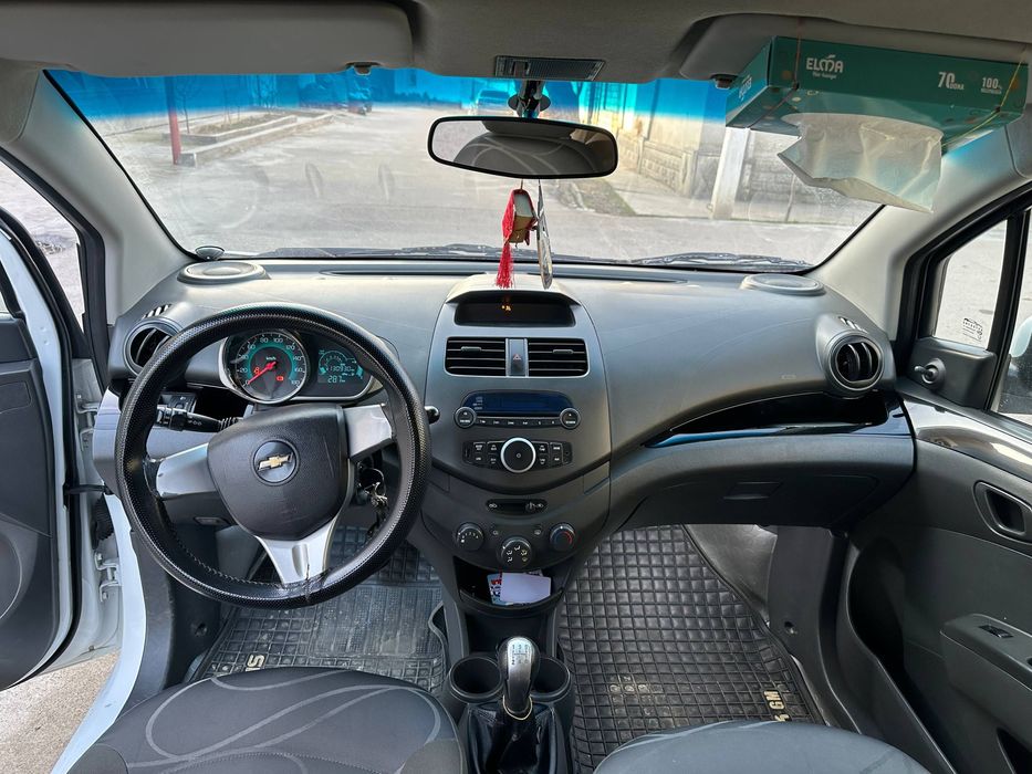 Chevrolet Spark 2018 — 3