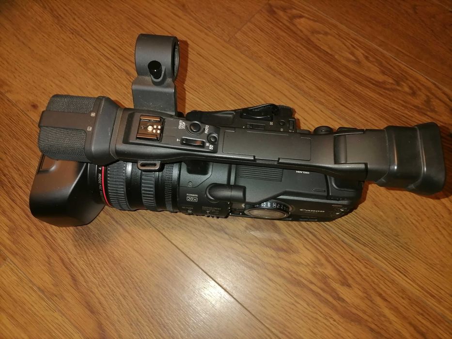 Canon XN A1 видеокамера