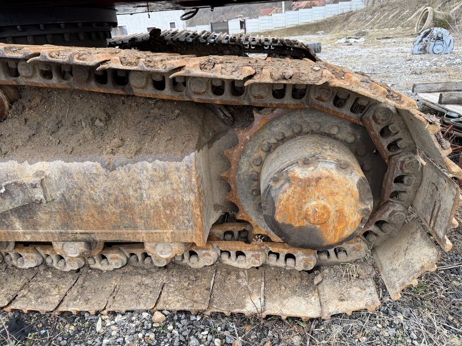 Vand excavator OK 26 tone