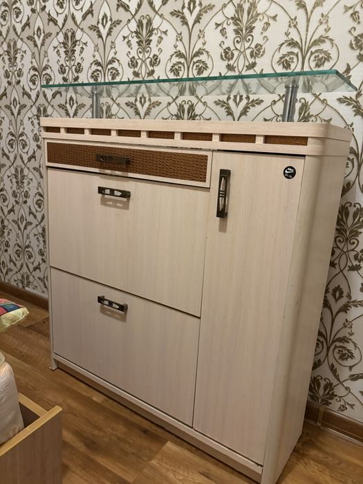 Тумба для обуви за 2к продаю