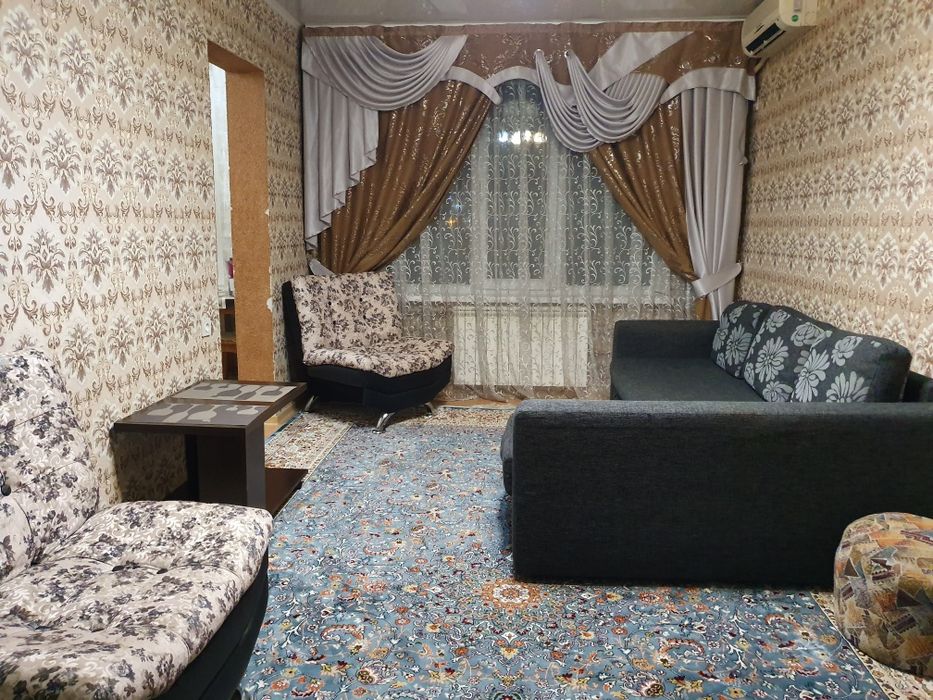 Продам красивые шторы с ламбрекеном