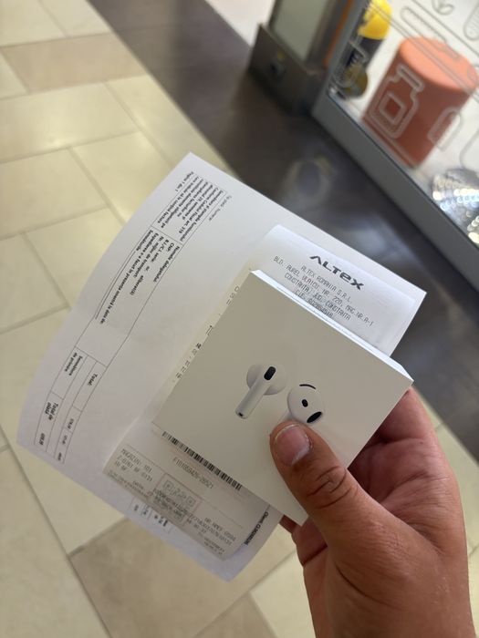 Airpods 4 origjnale