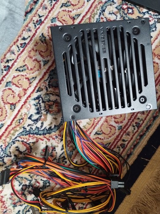 Блок питания aero cool