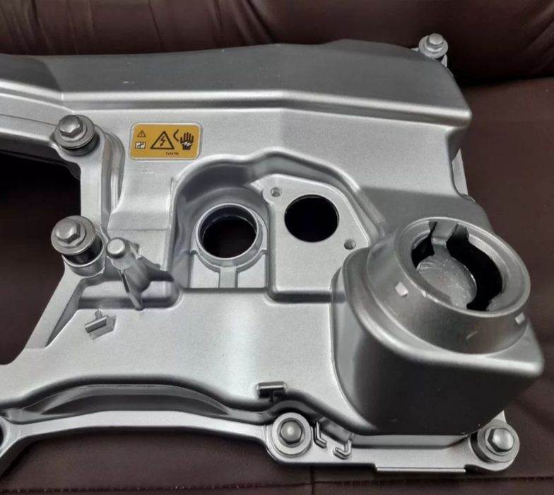 Алуминиев капак на клапаните BMW БМВ  3та 
N42B18/20