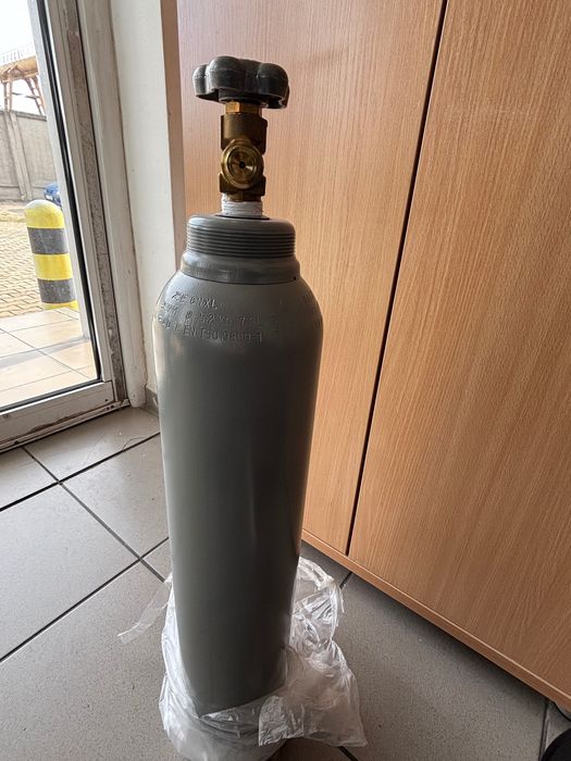 Бутилка стоманена за технически газове