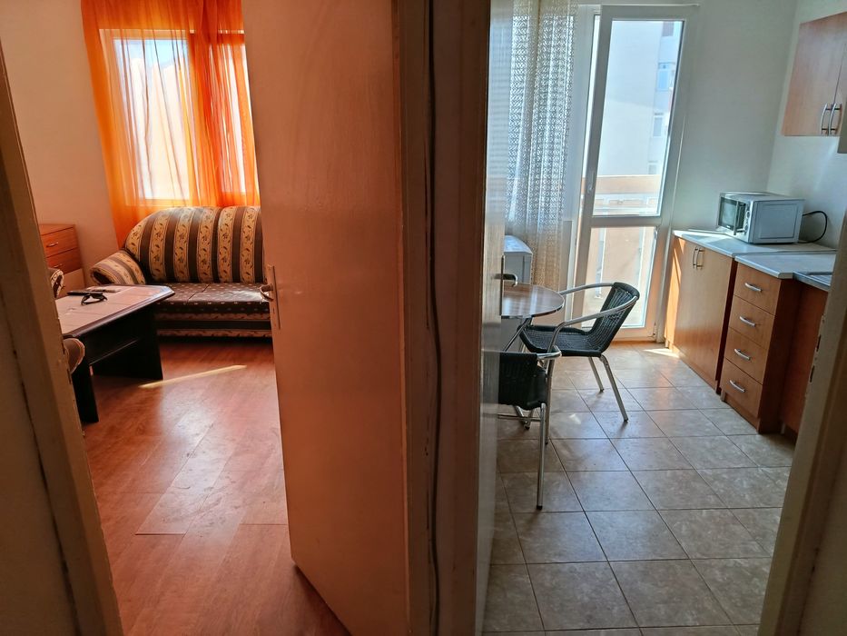 Дава се под наем Едностаен апартамент в Нови пазар - 35 кв.м за 248.88 € - Снимка #2