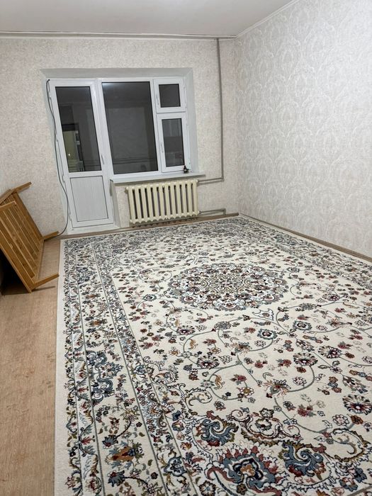 Үй сатылады.Белкөл кенті.12 ші үй (көк дом)3'ші этаж,2 бөлмелі үй саты