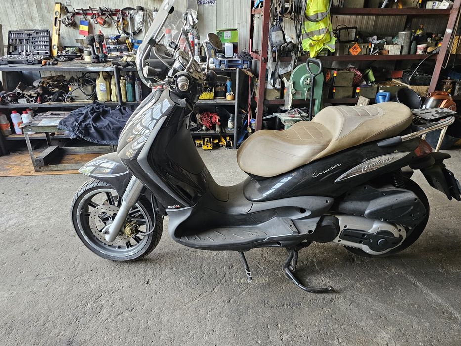 Maxiscooter  Piaggio Beverly Cruiser  500