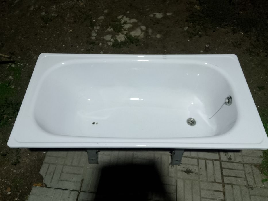 Продам ванную в харошем состояний