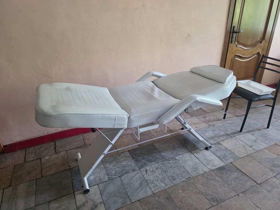 Косметологическая кушетка