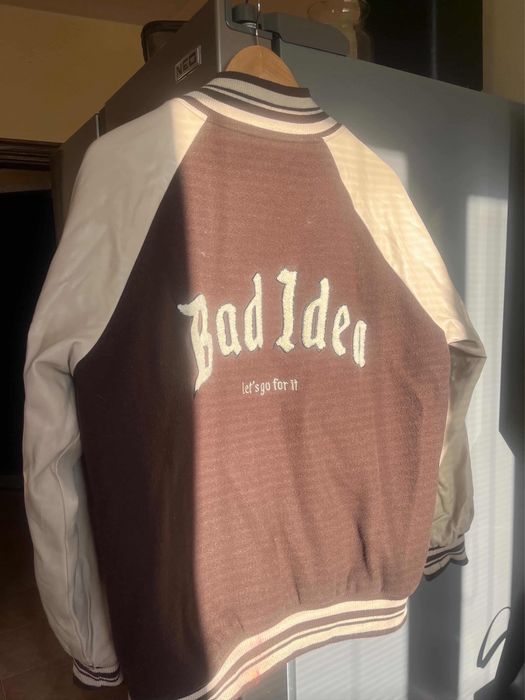 Пролетно яке Bershka