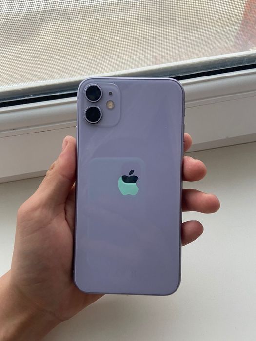 Продам 15 про макс + подарок 11