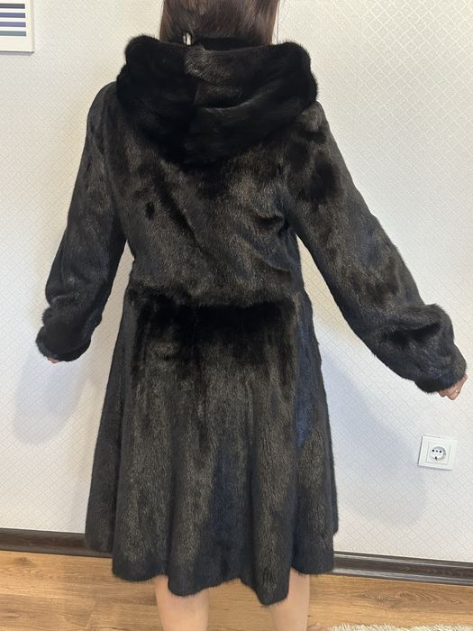 Норковая шуба с капюшоном