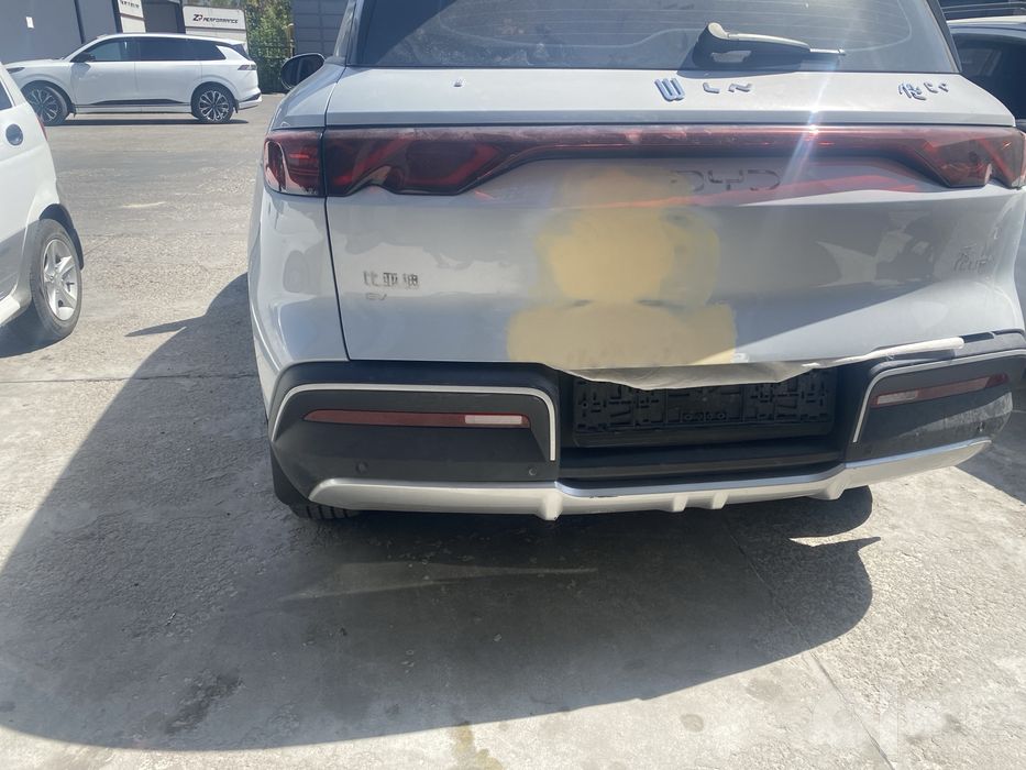 Кузавной ремонт BYD  GM итак дале стаж 28 лнт можите доверать нам