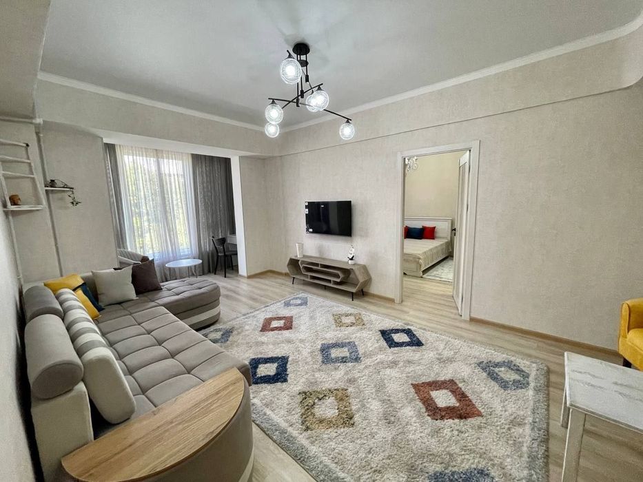 Сдается 2х комнатна квартира в центре самарканда