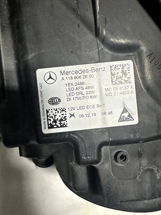 Десен фар Мercedes CLA W118 LED HIGH PERFORMANCE