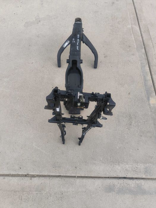 HONDA CBF 1000 2011 година, рамка с документи