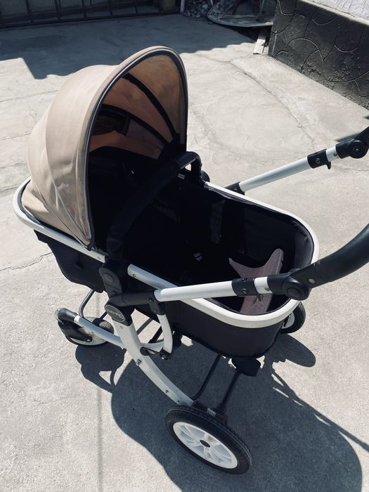 Коляска продам не очень дорого