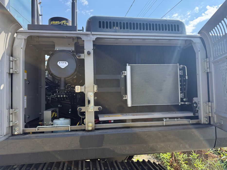 Excavator 23T NOU ZOOMLION / XCMG / SUNWARD 5 ni GarantieA