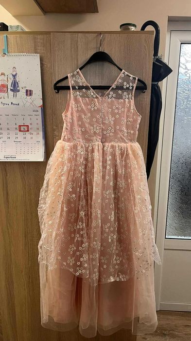 Детски парти рокли.