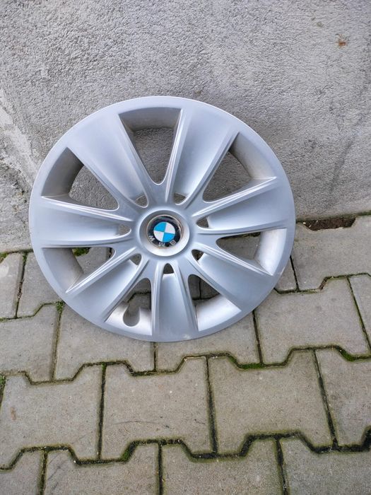 Vând 4 janter16 pt bmw și 4 jante r15 pt Logan (tabla)