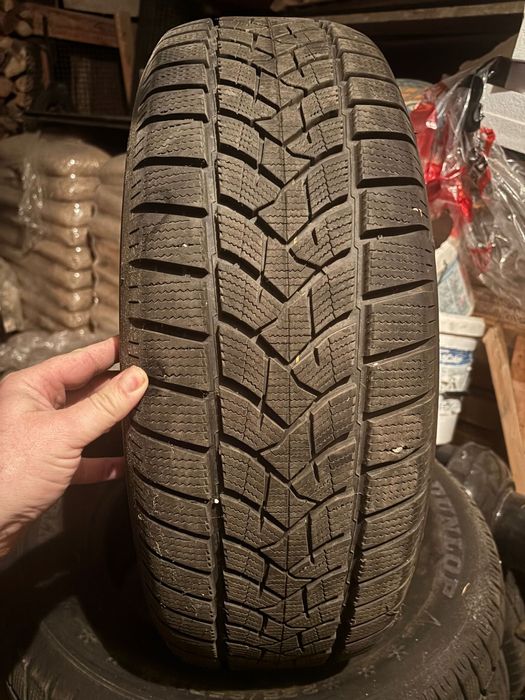 Set 4 Anvelope Dunlop Suv iarna 235 65 R17