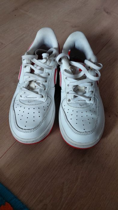 Adidasi Nike 29,5